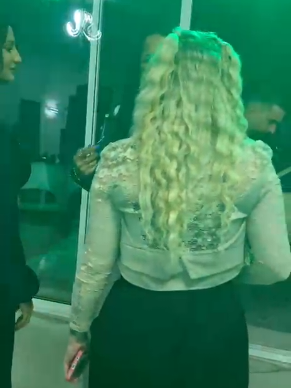 @Valentina❤️