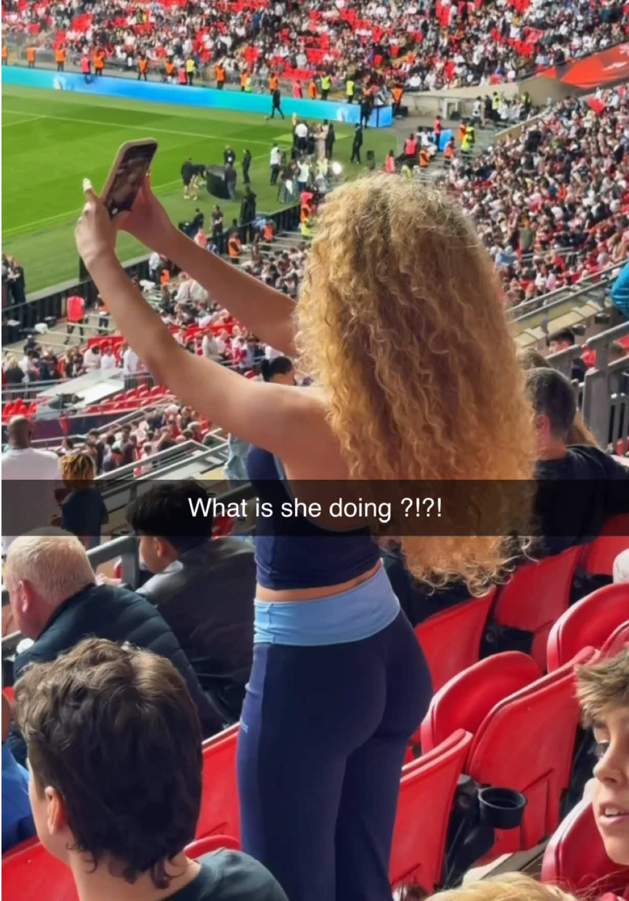 @Curlyfriesjazz🥀