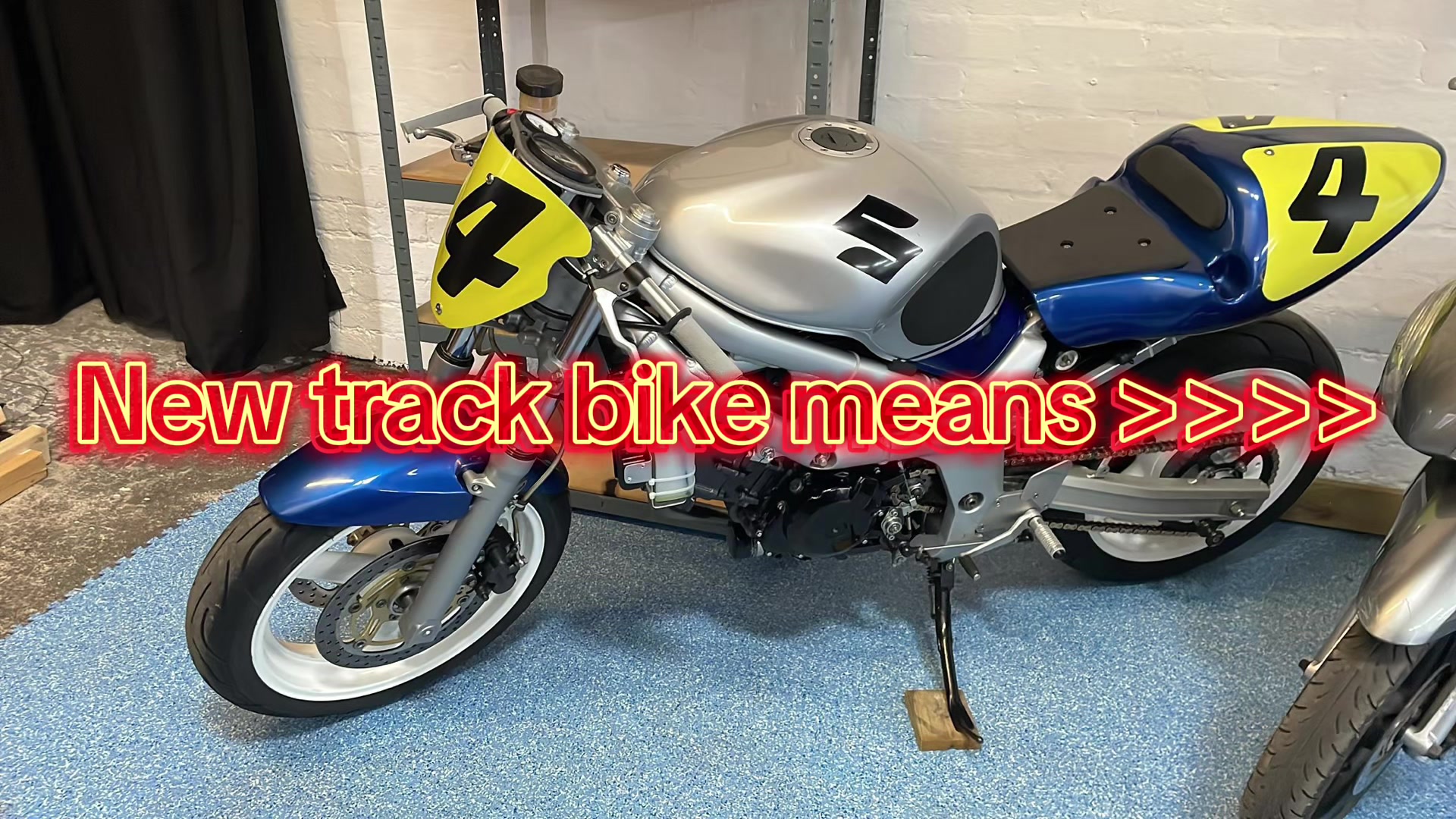 @milfigan_biker