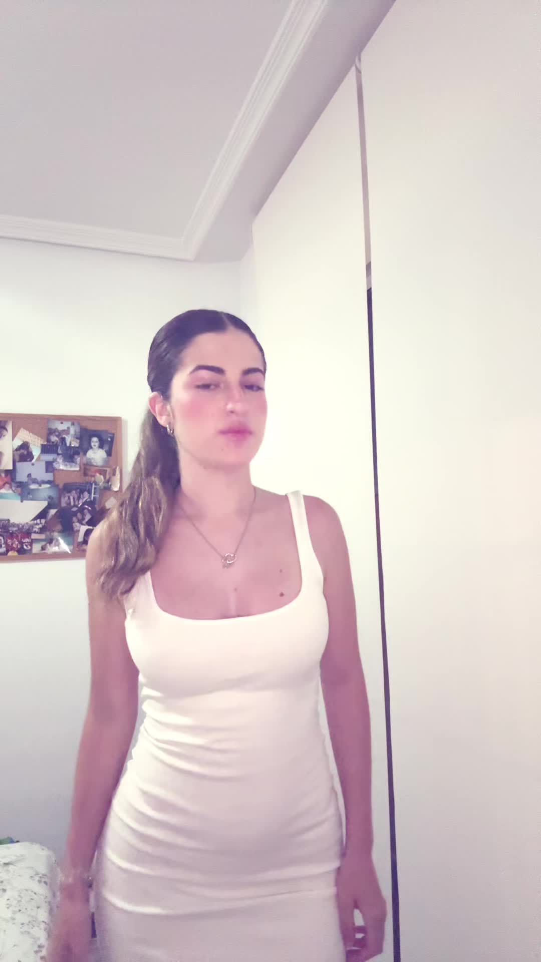 @𝒞