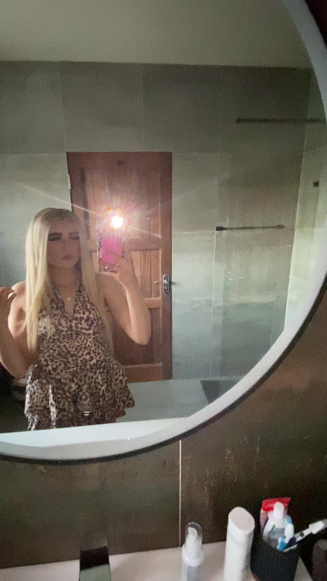 @𝑳❤️