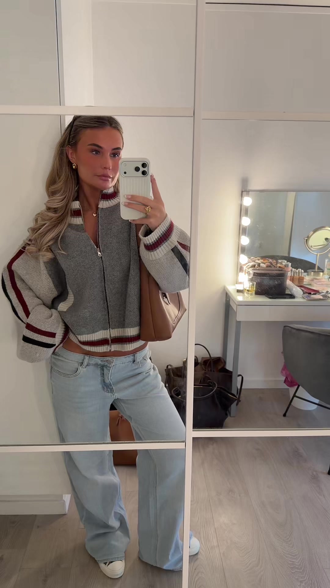@Fanny Angel&ouml;f