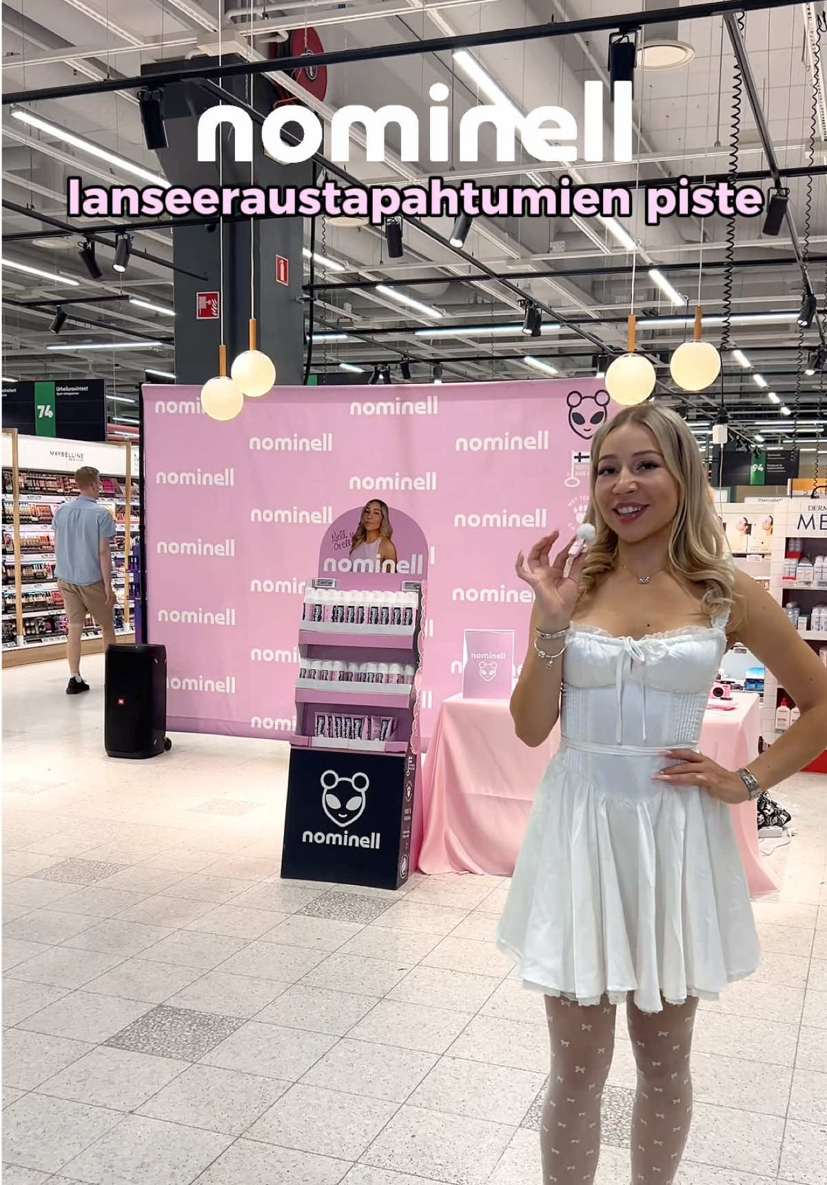 @NelliOrell
