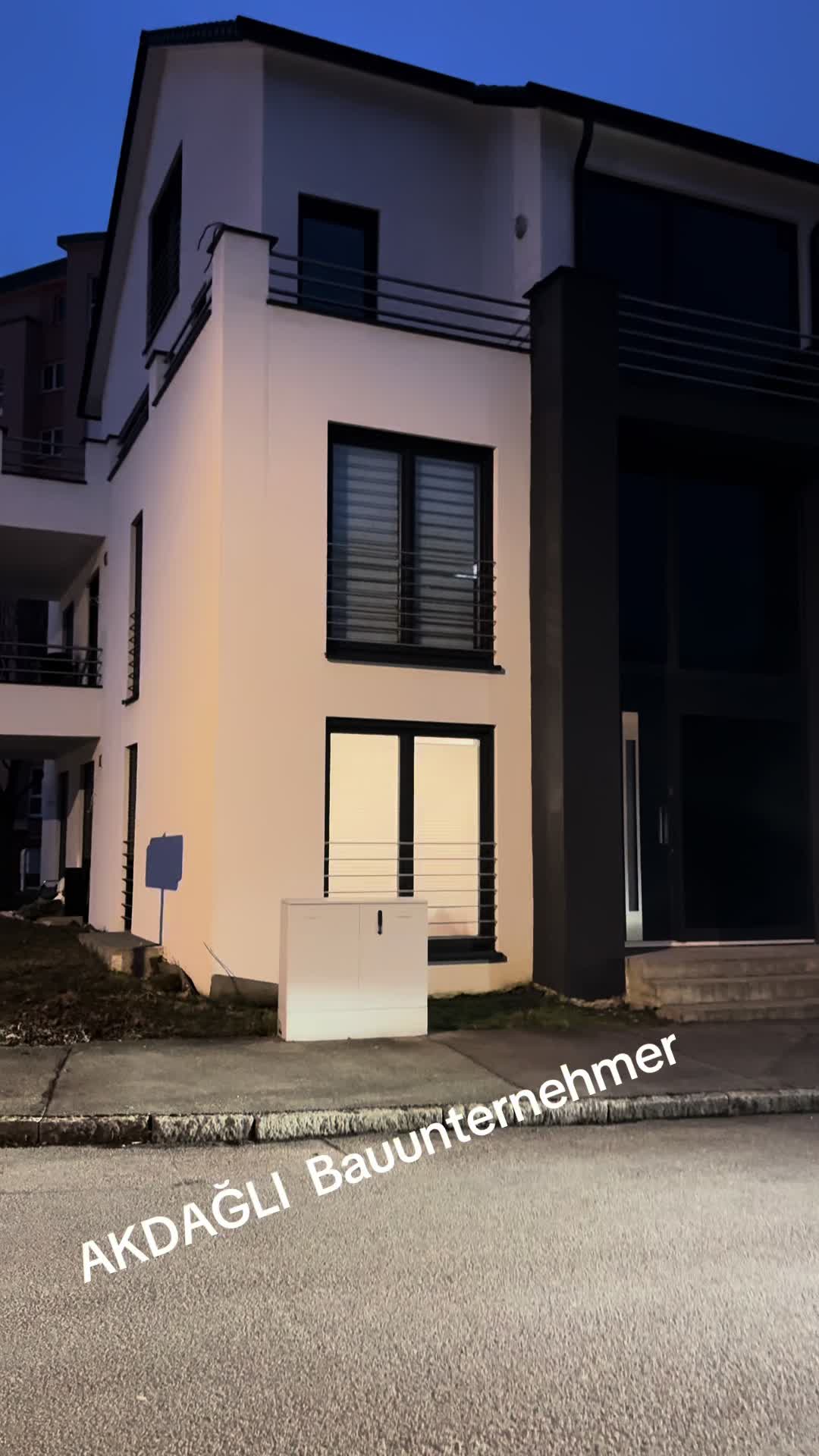 @Bülent Akdağlı