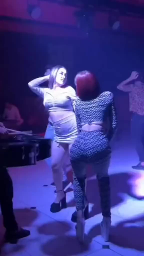 @ILLYEX™