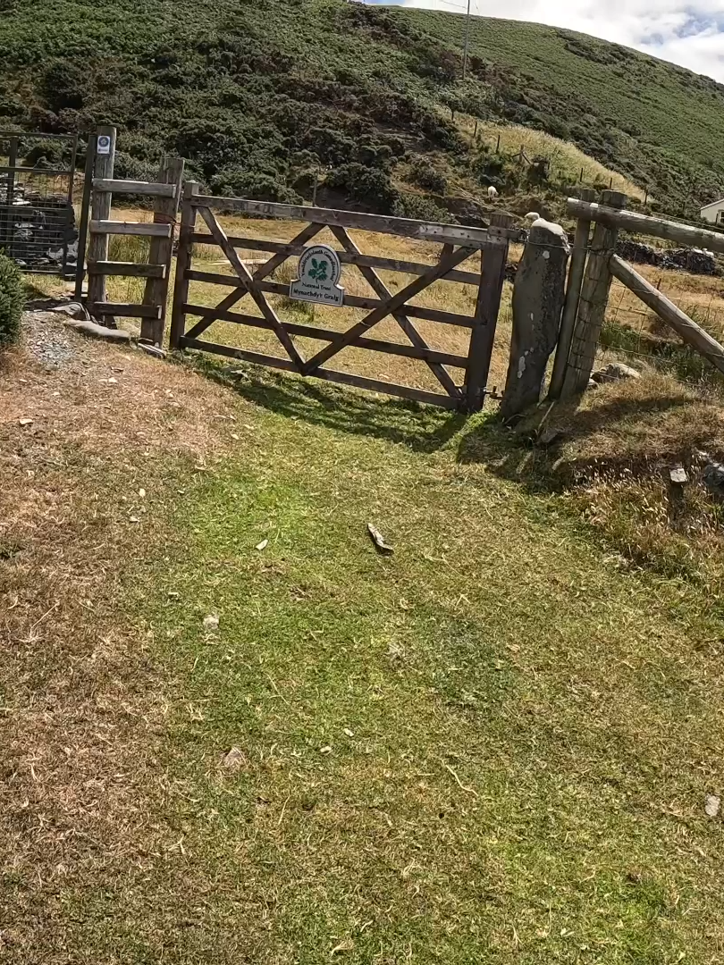 @northwaleswalkalong