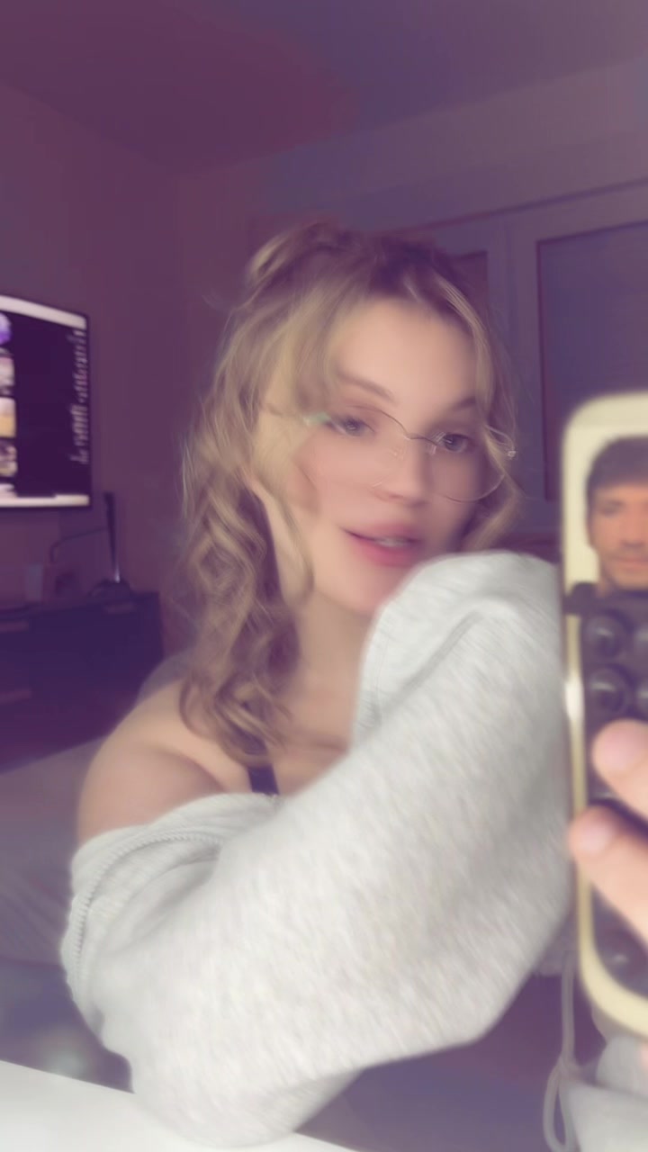 @𝐉𝐨𝐬𝐲