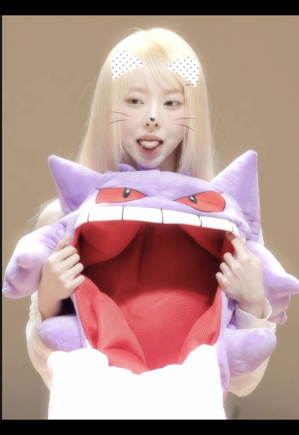 @♯ ⋮ vivi with cat filter¹² 𓏵