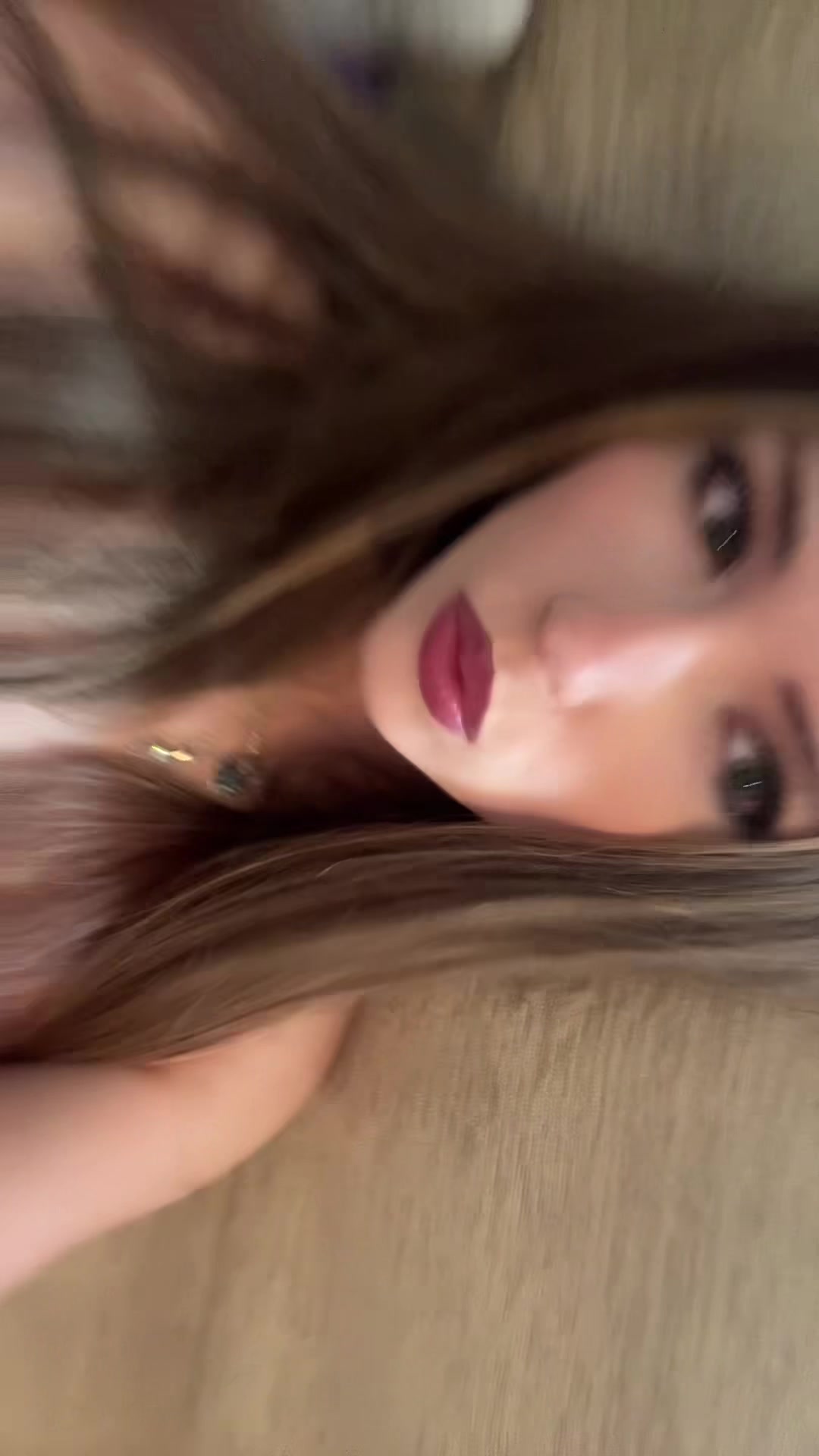 @&egrave;Wrld🧛🏻&zwj;♀️🖤
