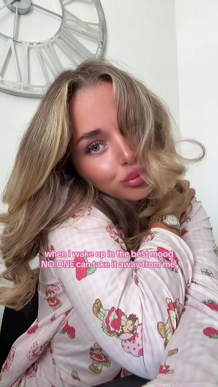 @Mollie • 👧🏽
