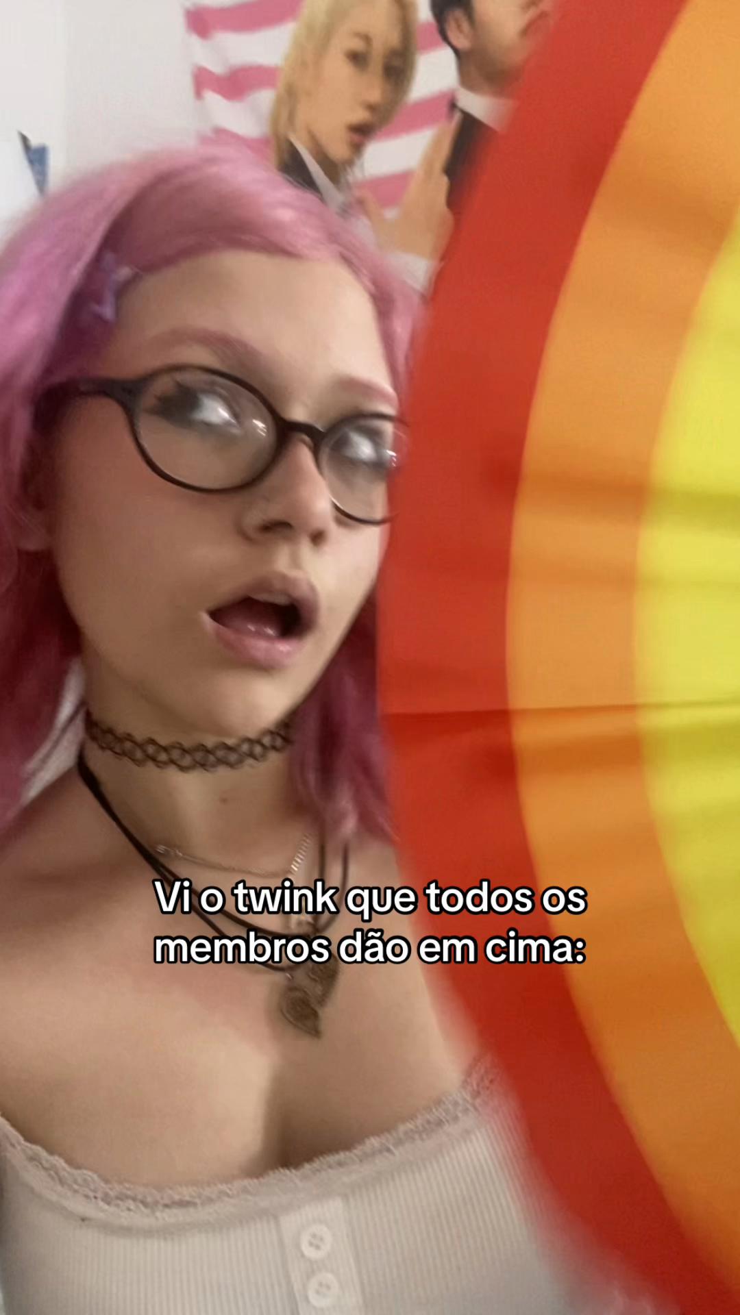 @MALUca bnd&bull;VIU O SKZ E O NEXZ
