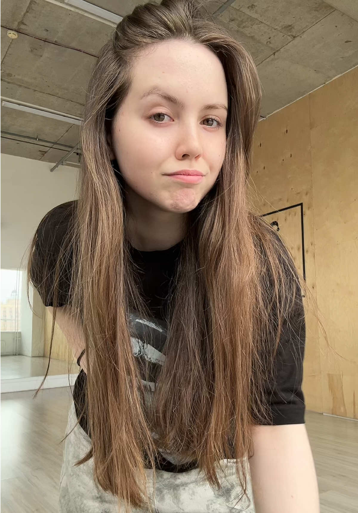 @THESSONYAA