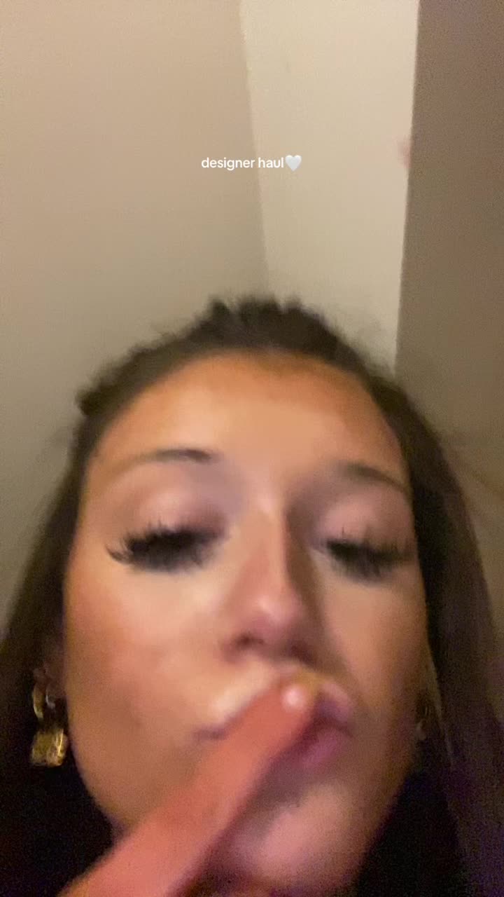@👸🏼👸🏼