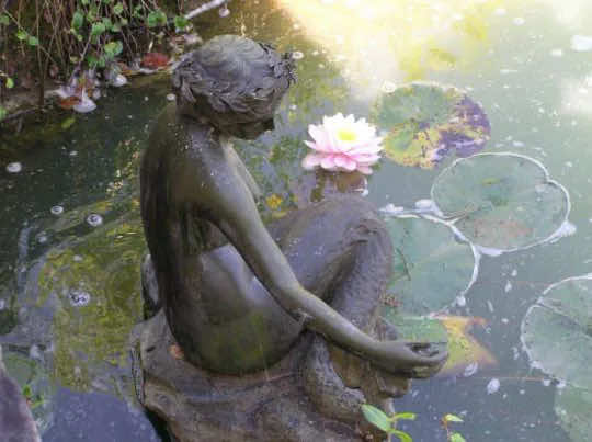 @𝒾𝓏𝓏𝓎🪽
