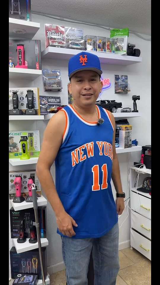 @Jisai Barber