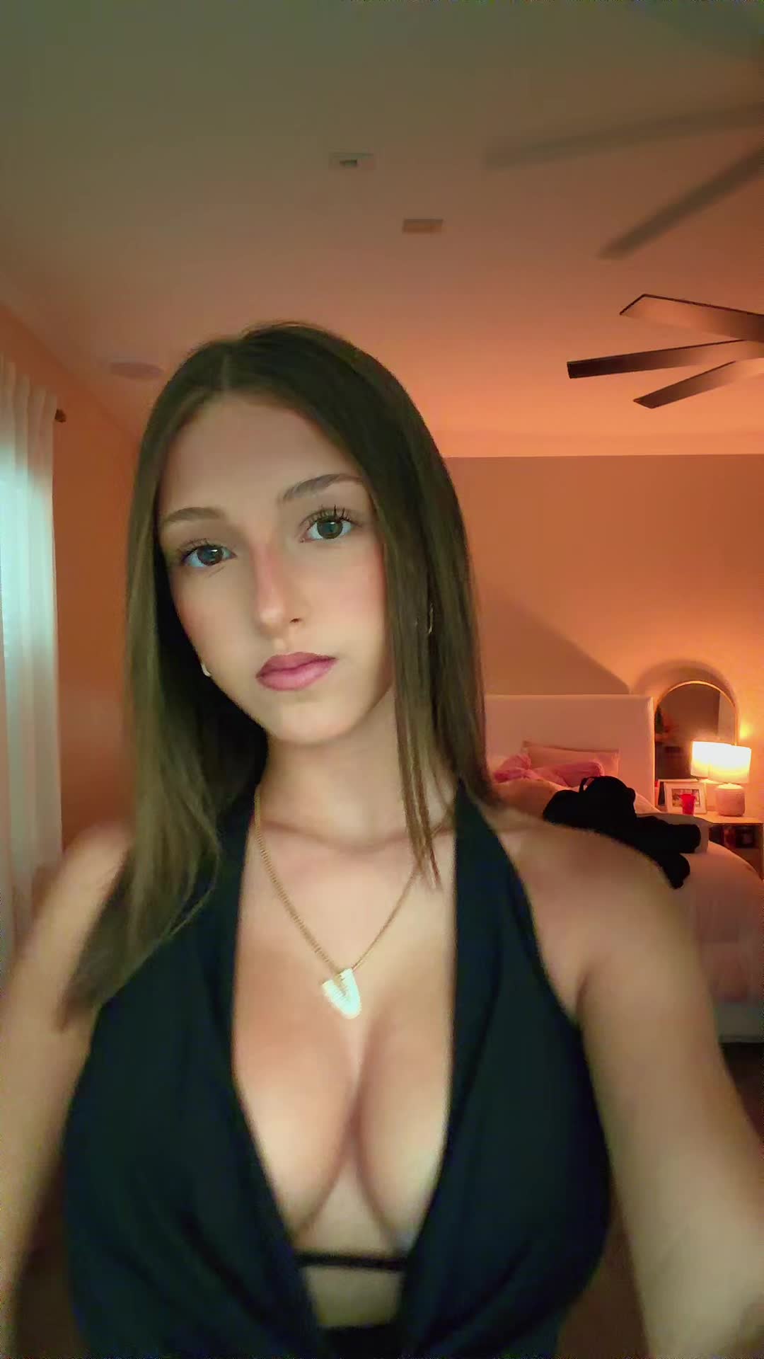 @veronicas.pr1v