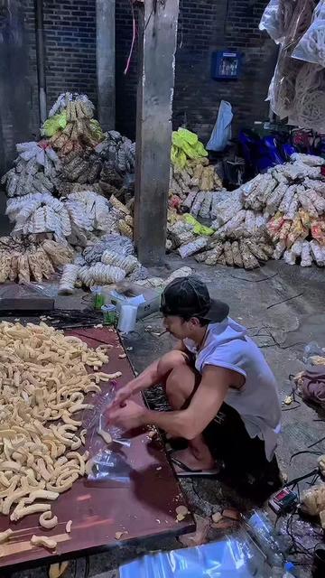 @Kerupuk mang cosplay