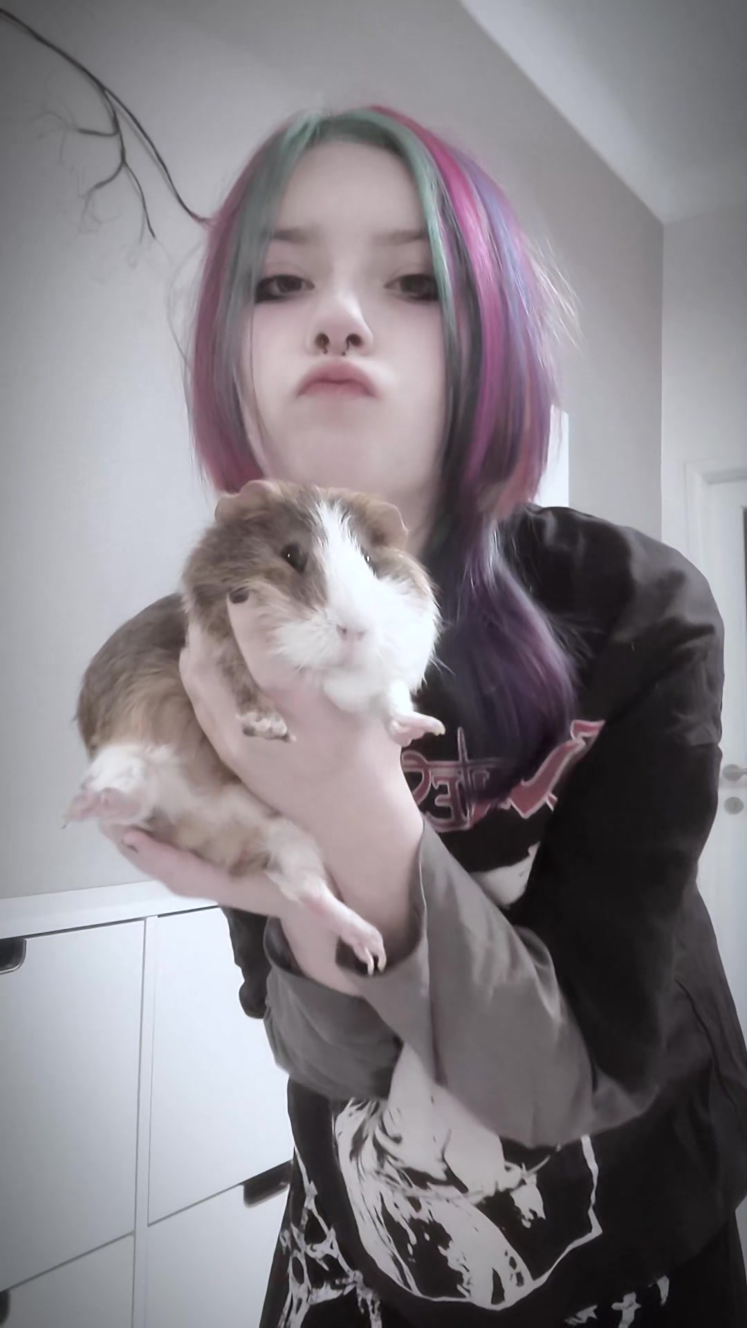 @(^^)