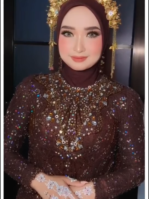 @hennabyhana10