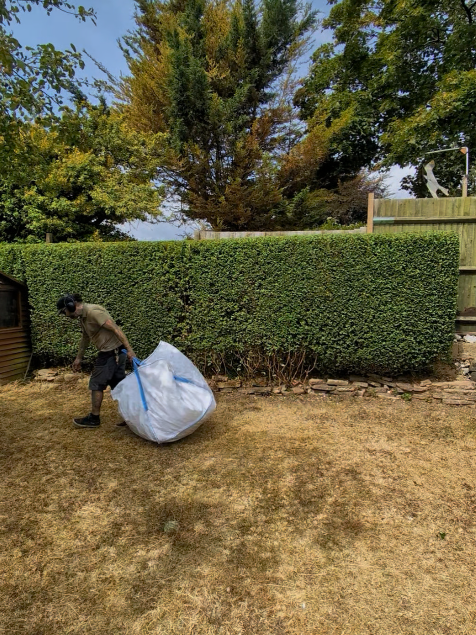@Gary Hall Garden Services