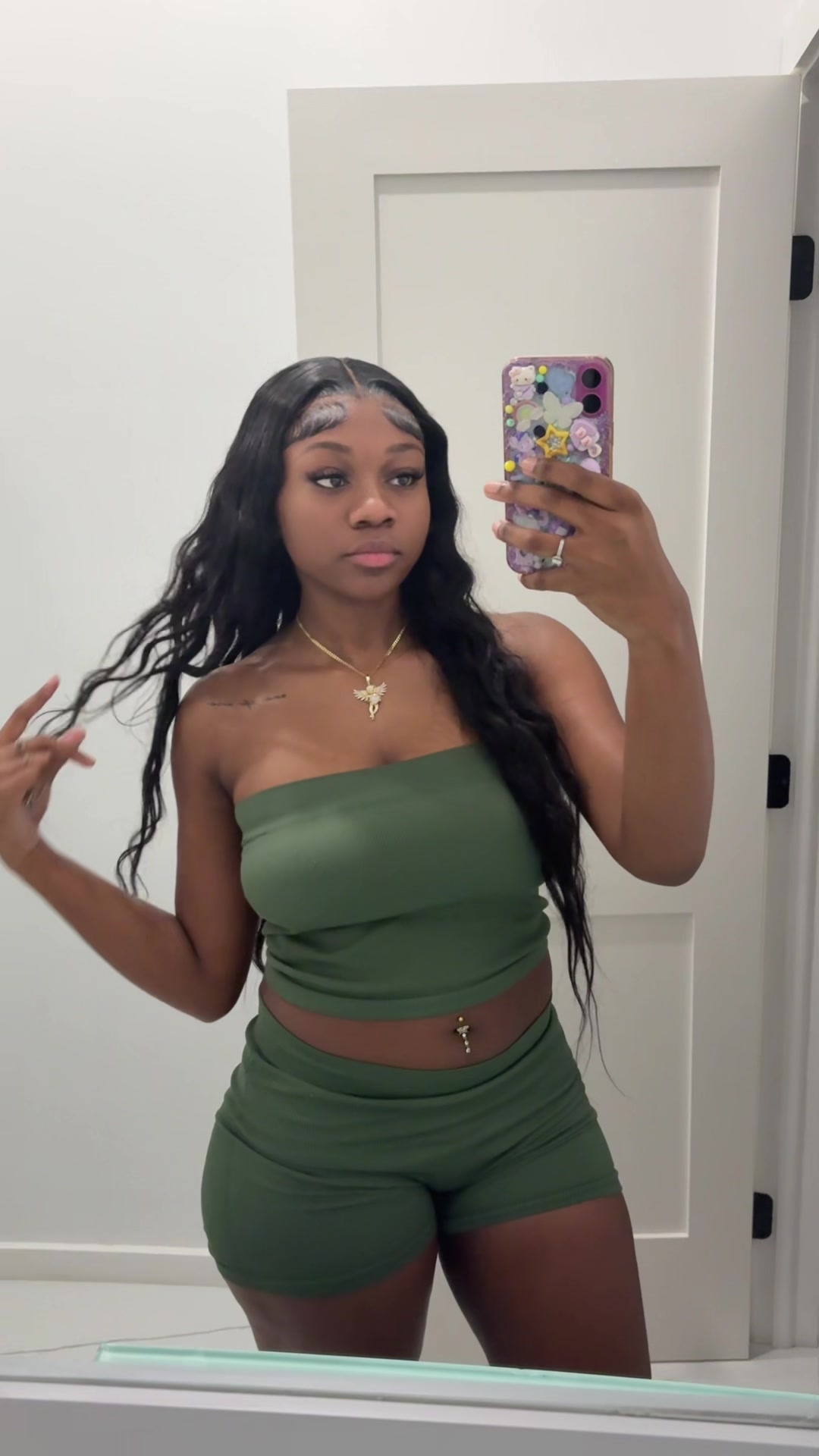 @Clarissa J