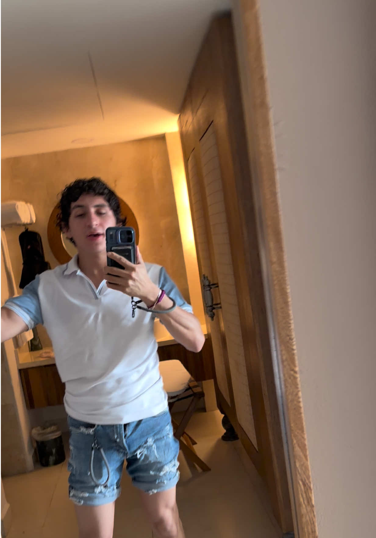 @Efren Esqueda