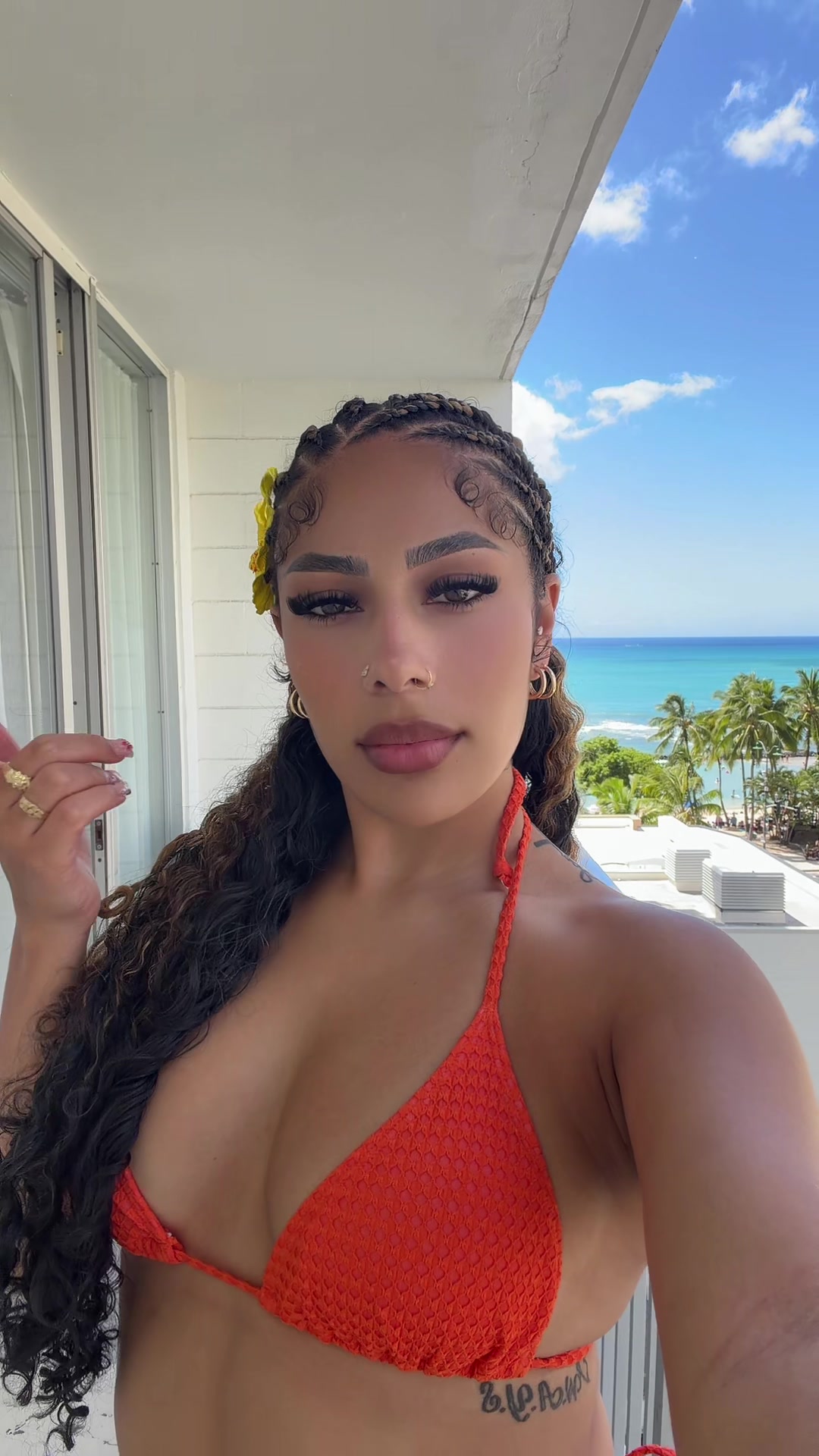 @laanniiilovee