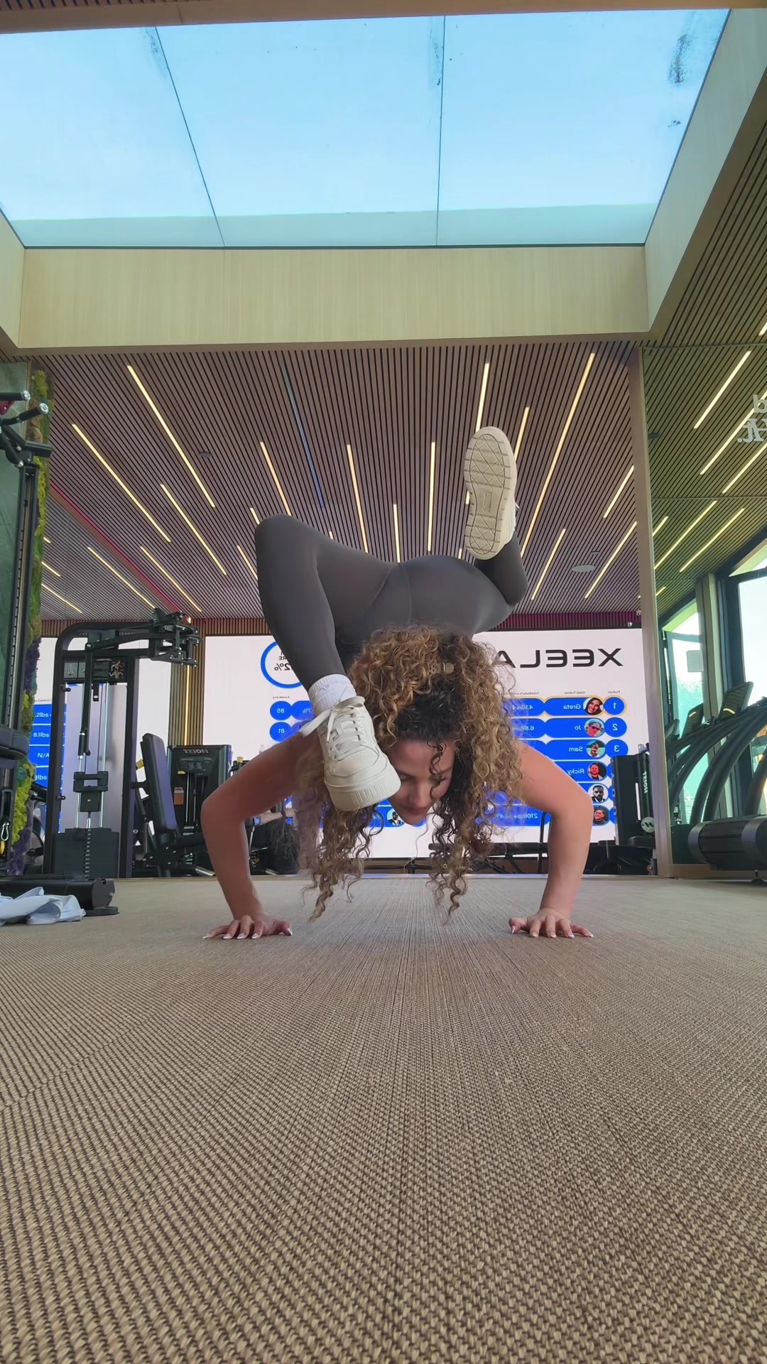 @Sofie Dossi