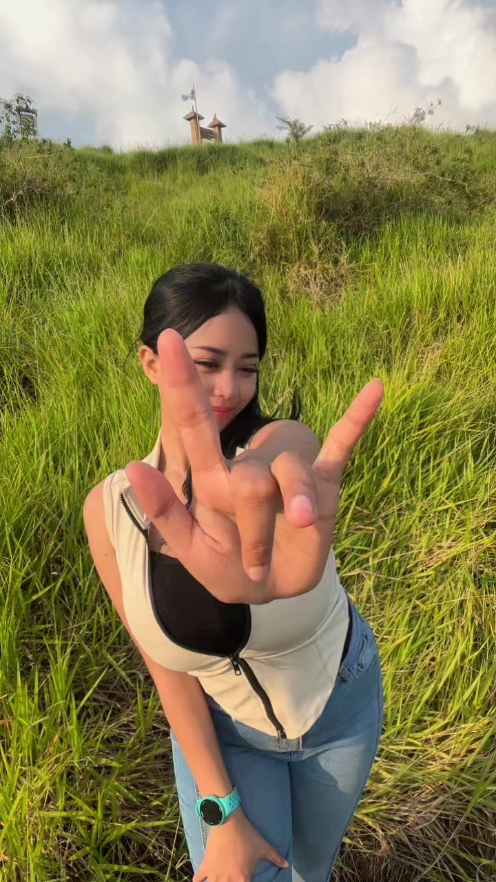@dianakyora