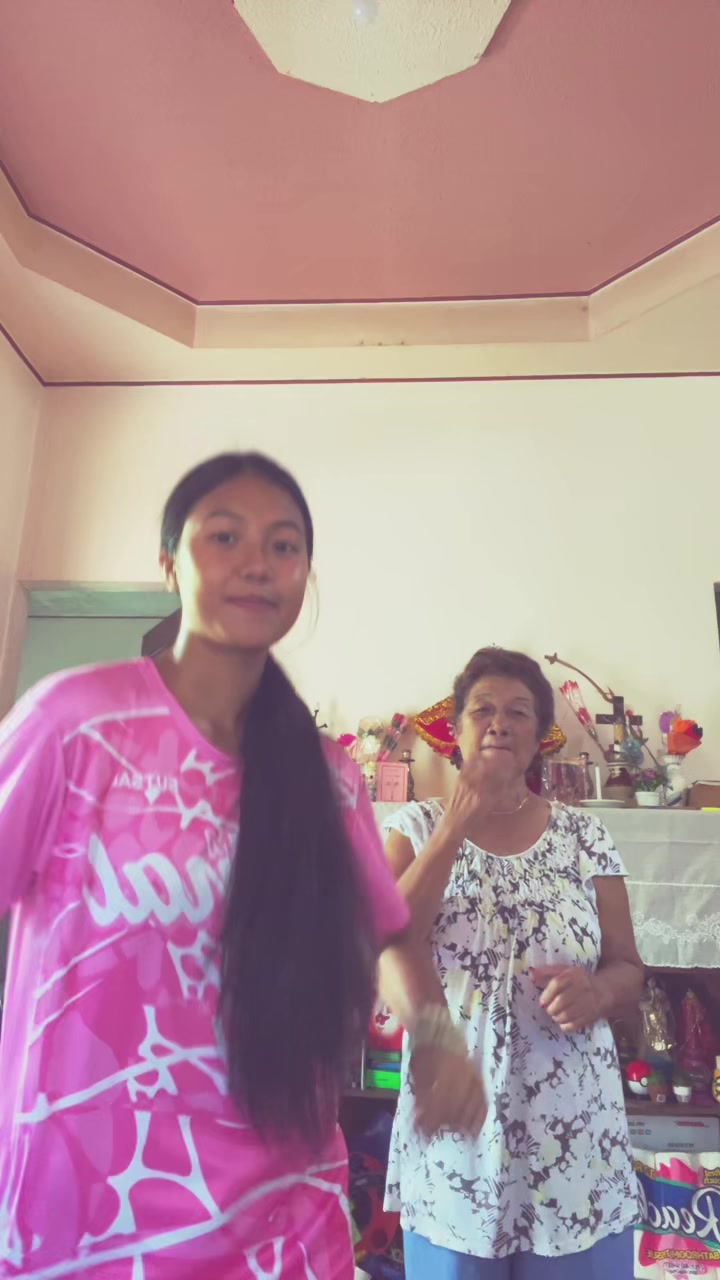 @Ly