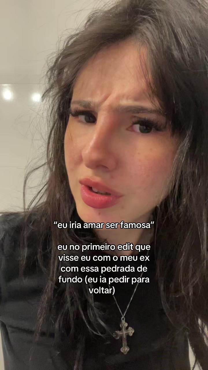 @Lari Couto