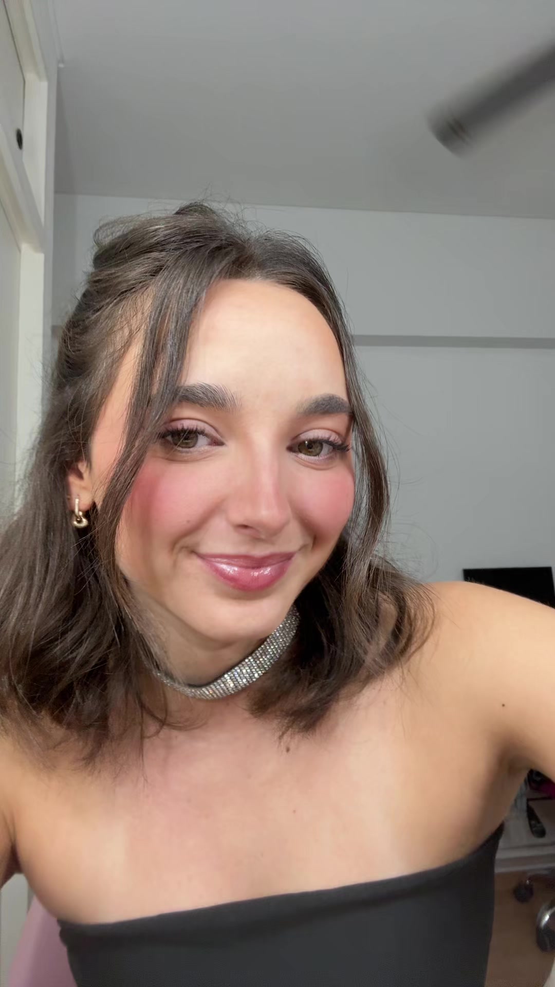 @emi_verney