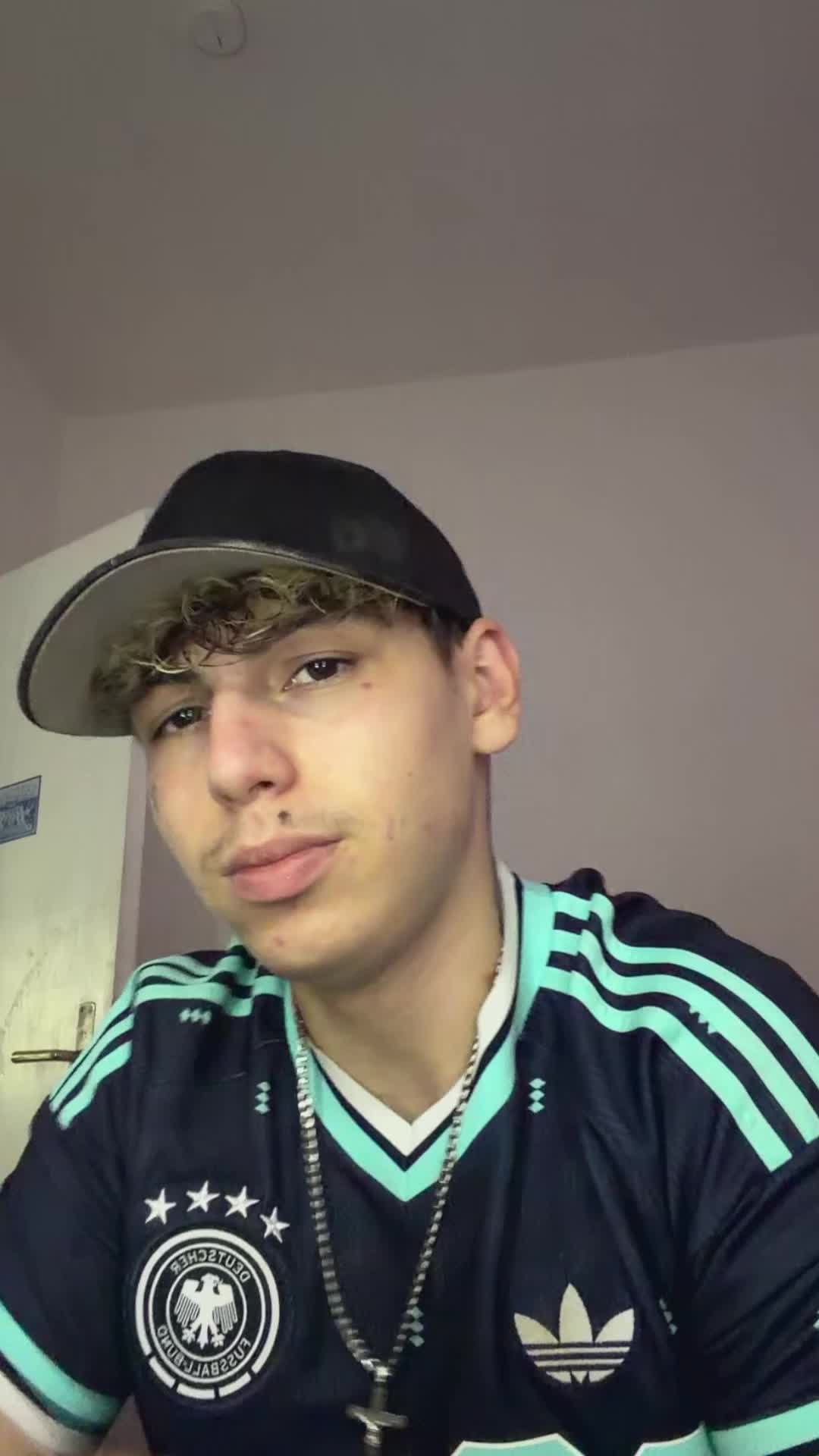 @Kjad