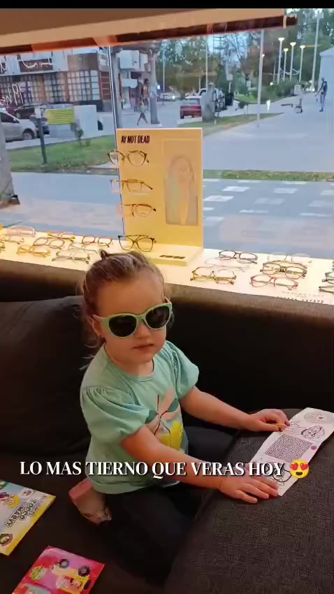@Urban glass