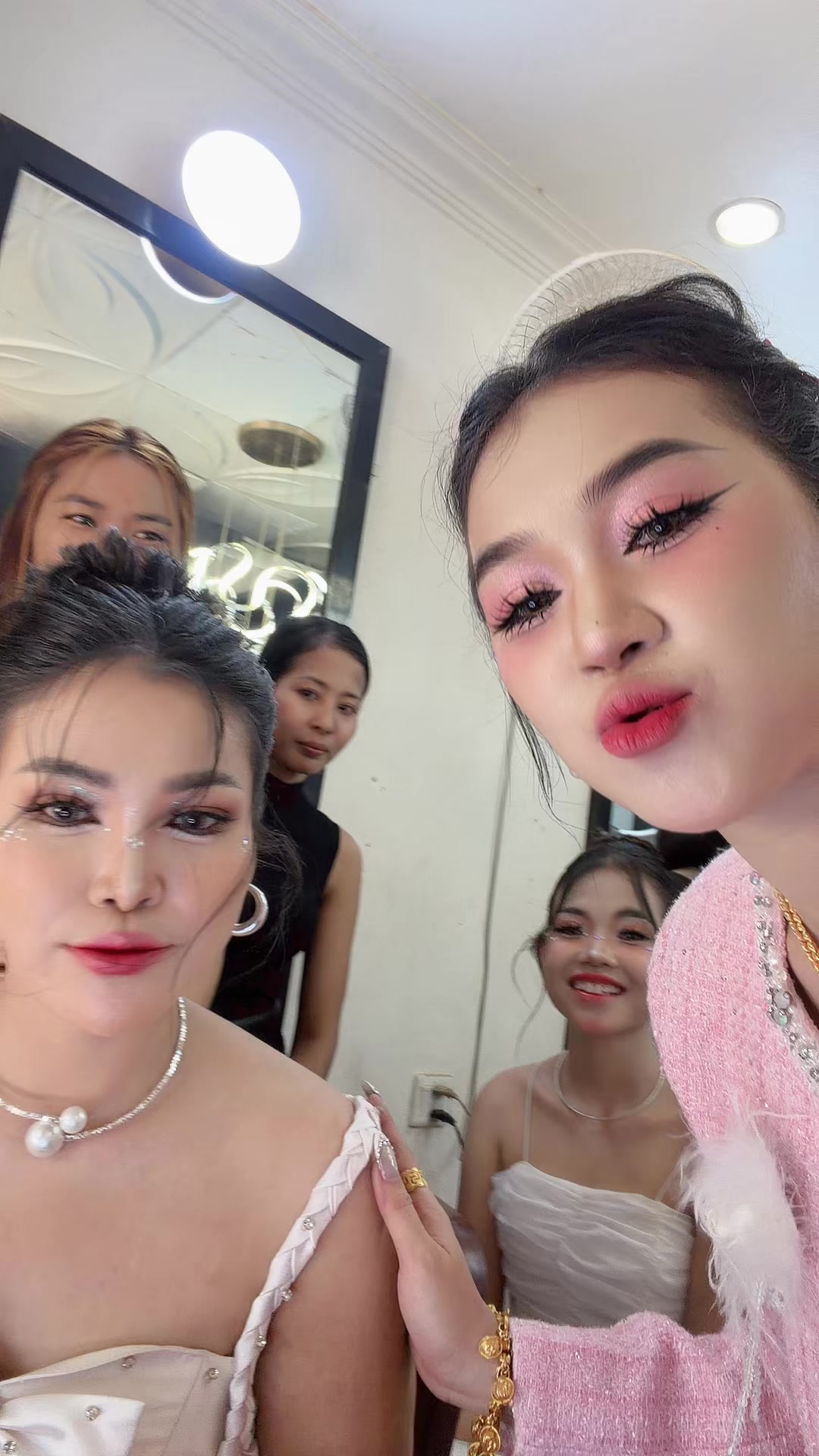 @ភាភា កូនតាប៉ះកង់