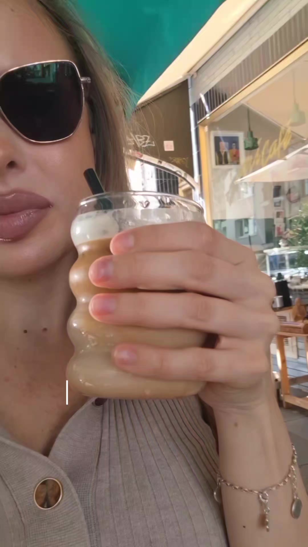 @Lena