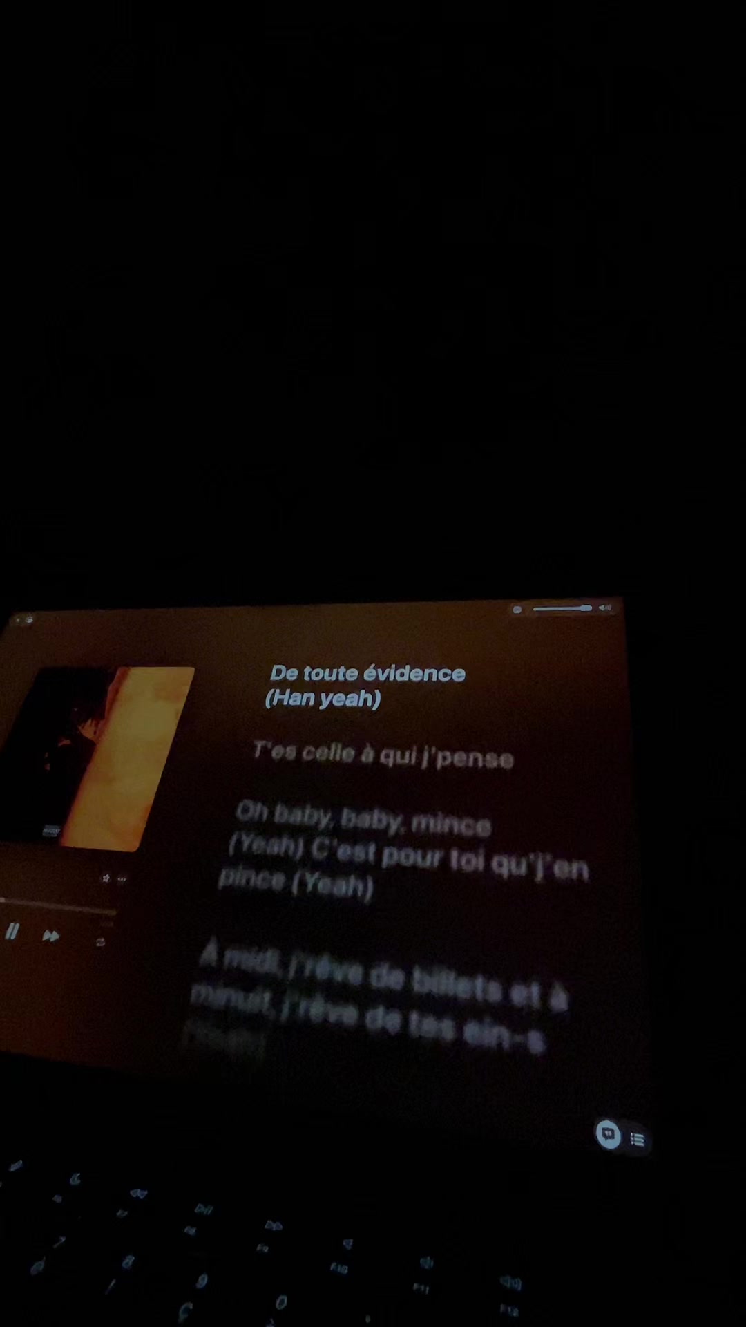 @🎧LYRICS_TOK🎵