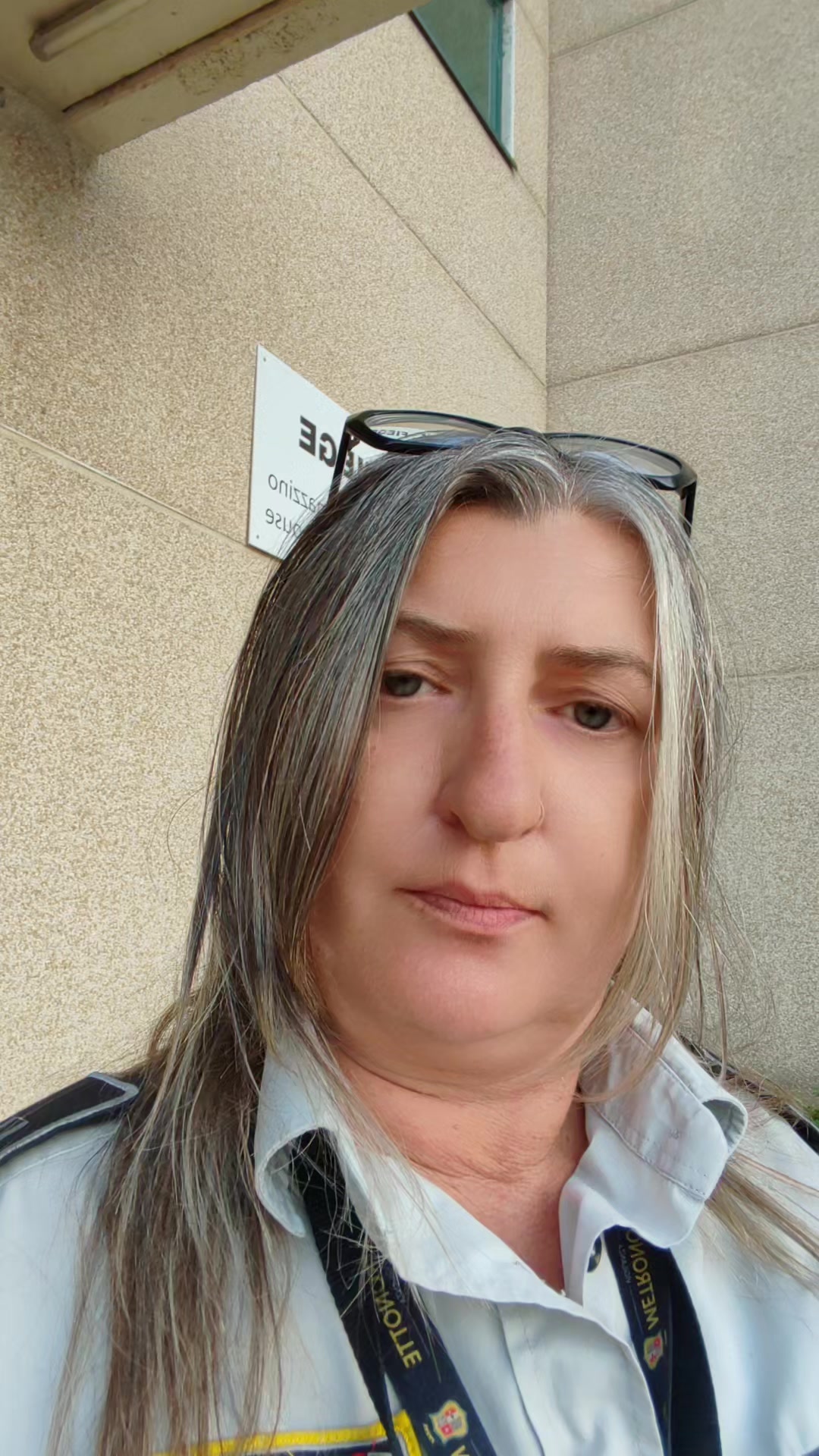 @Moni Monik
