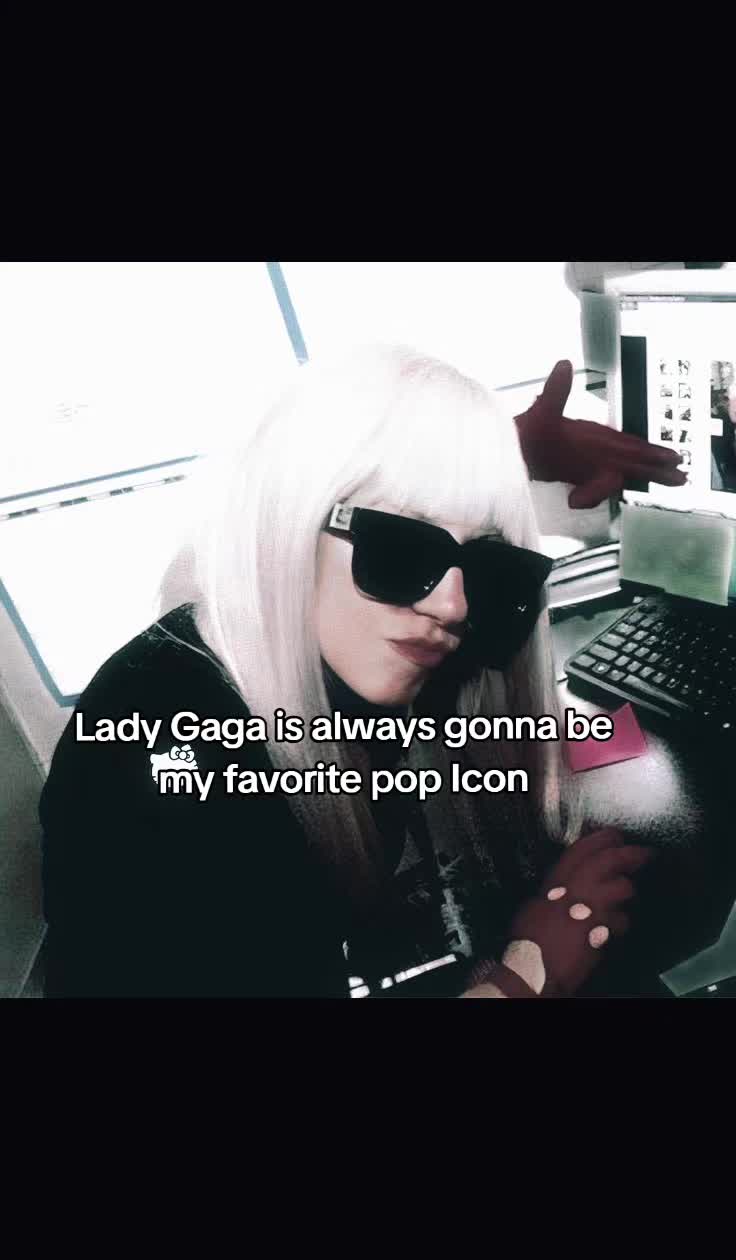 @👸