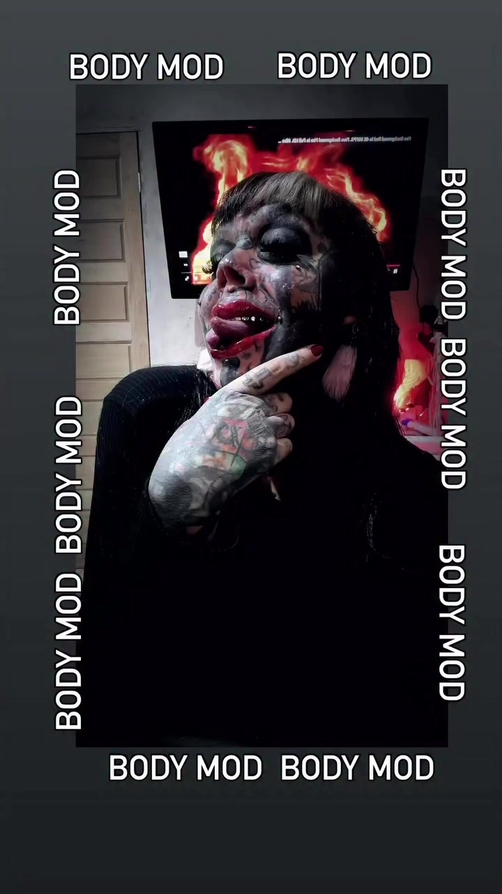 @Ana Diabolick Tattoo