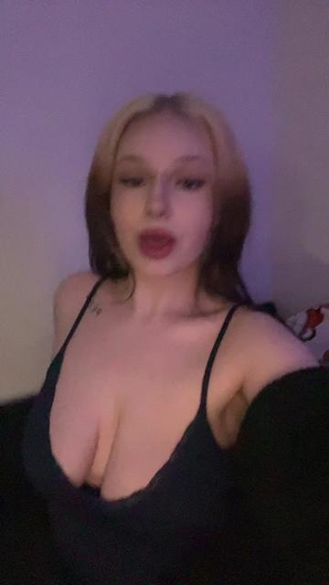 @Cloudz🧛🏻♀️
