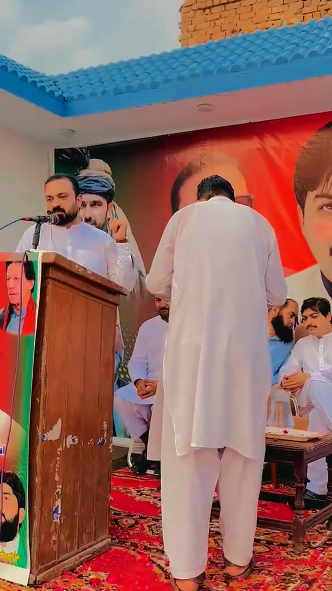 @Azam Wahab 🇵🇰