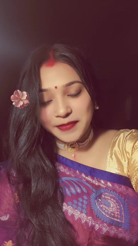 @👑রানী👑
