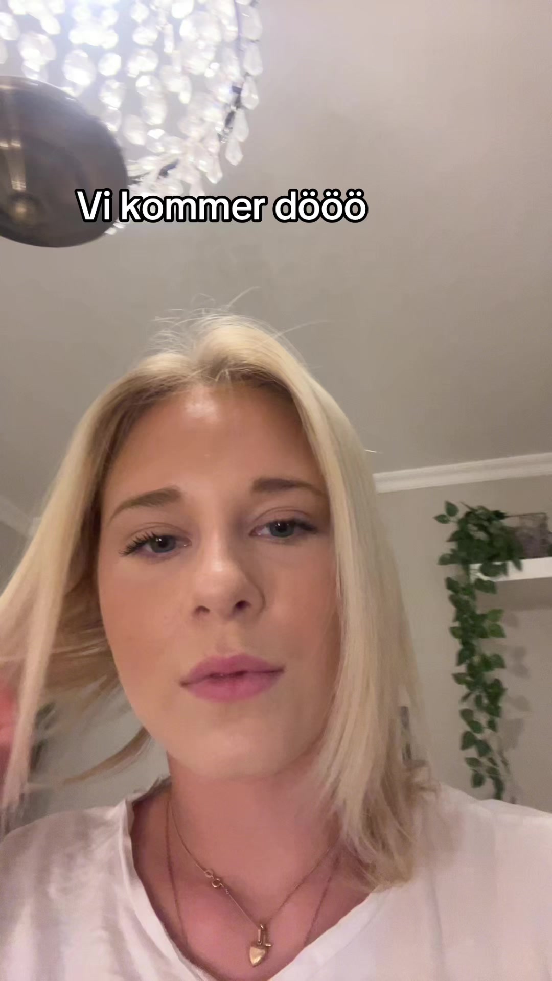 @𝕃𝕚𝕤𝕖𝕟