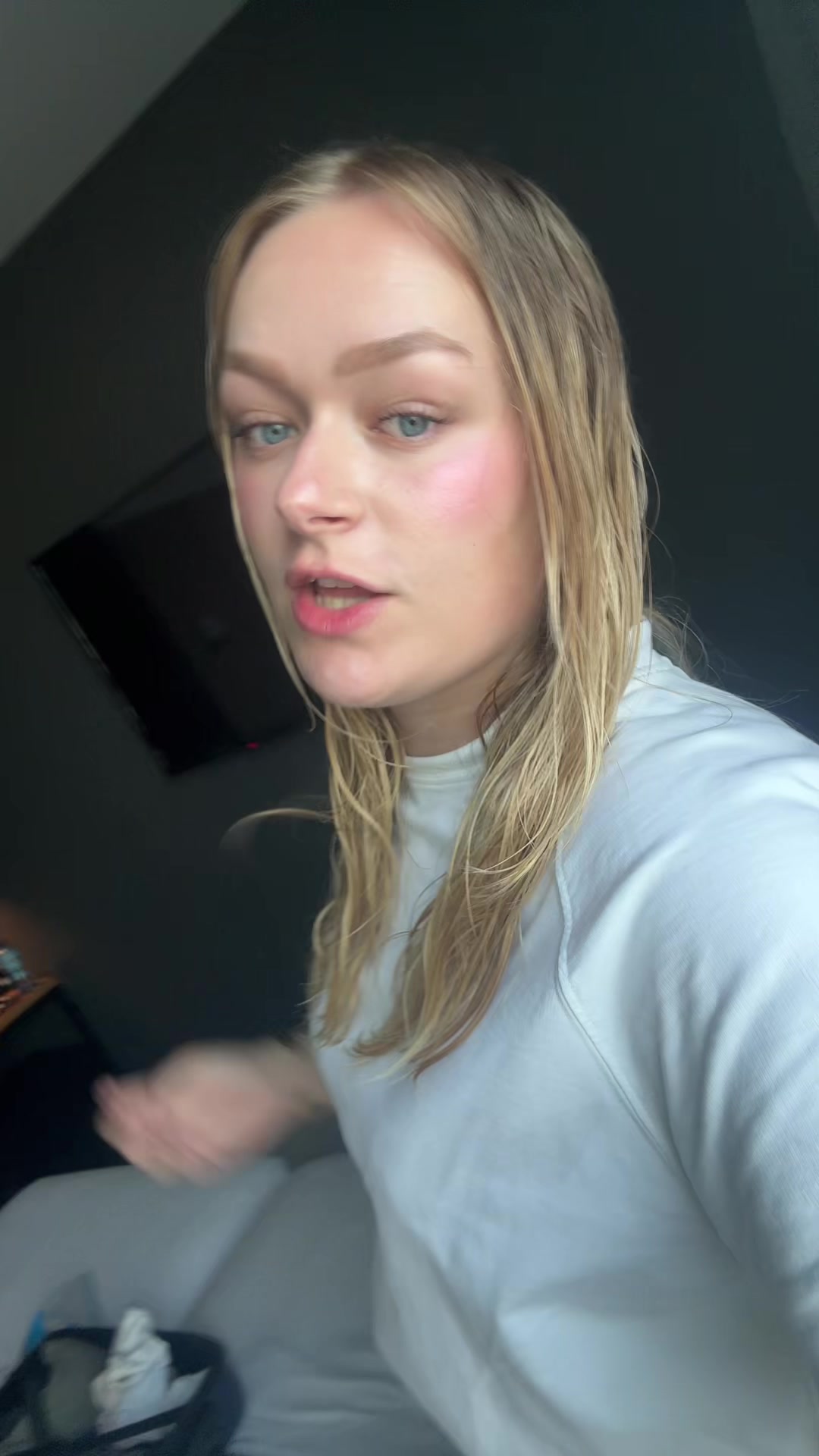 @𝐒𝐨𝐩𝐡𝐢𝐞