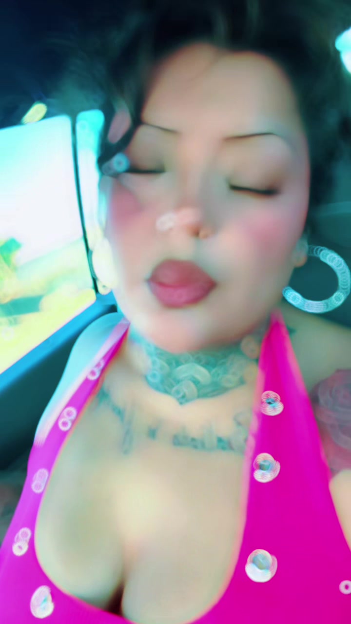 @Lala