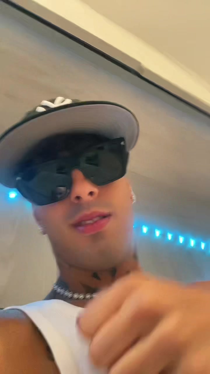 @ChriZona