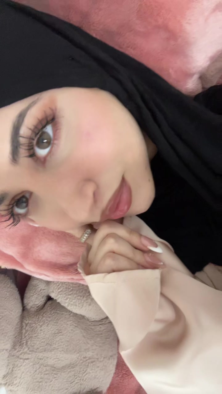 @لين