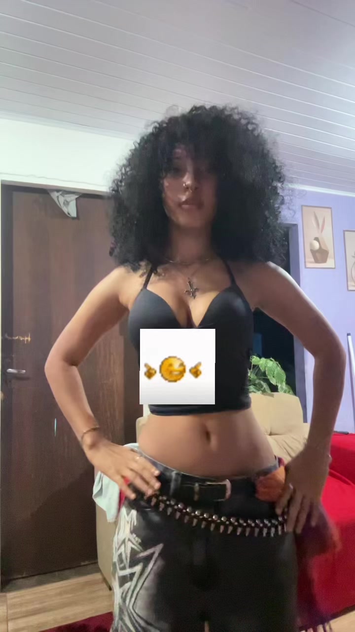 @𝙃𝙚𝙬𝙡𝙡 ❔