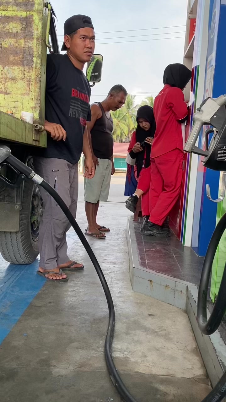@andikaferel